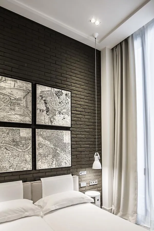 Midtown Apartments Барселона